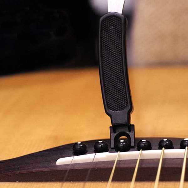 Guitar String Winder Tool 3-In-1 Multifunctional Guitar Tool String Cutter Guitar String Pin Remover Guitar Bridge Pin Remover (Black)