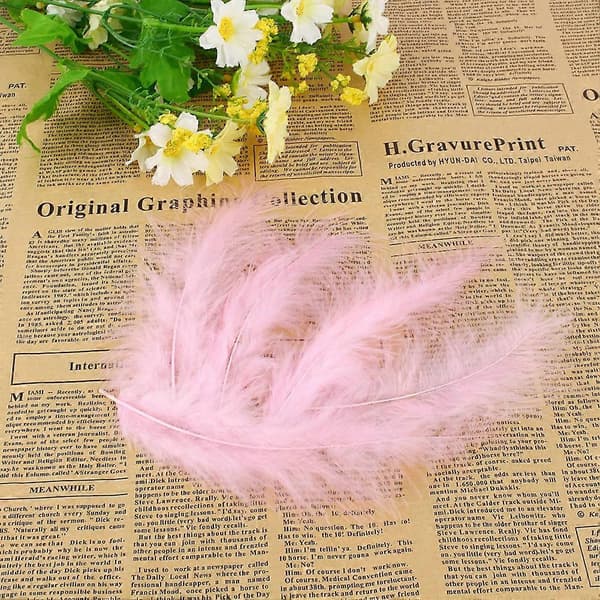 200 pcs Marabou Feathers for Wedding Decor Hat Art Crafts/Wedding Decor