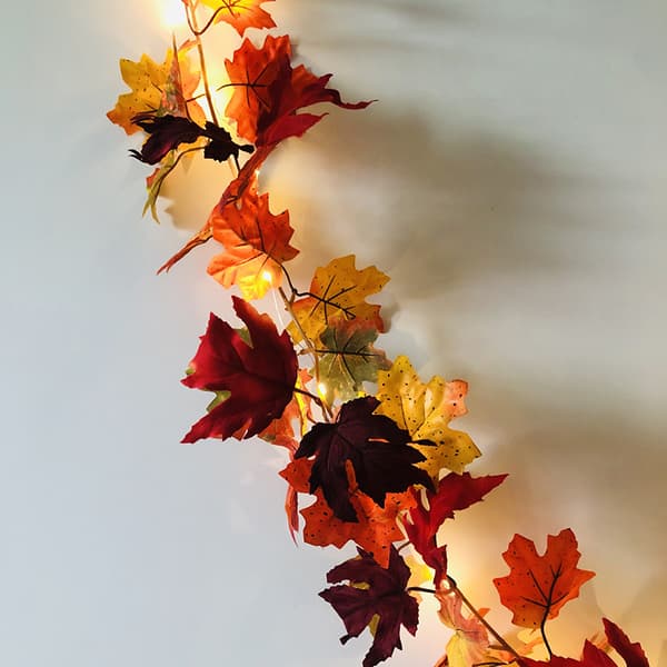 Christmas Decorations Maple Leaf String Lights Battery Operated Autumn Harvest Garland