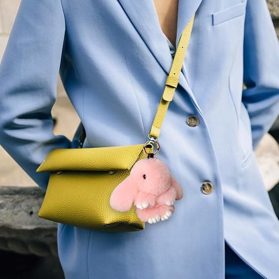 2 Pieces Plush Rabbit Keychain, Soft Plush Mini Rabbit, Plush Rabbit Keychain, Cute Key Pendant Rabbit Chain Keychain, (black+pink)