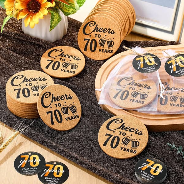 50 sett 70-årsdagsselskap for 70th