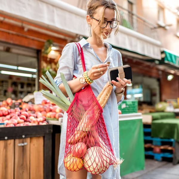 Små læderpunge til kvinder, lille kompakt pung med RFID-beskyttelse til kvinder (sort)