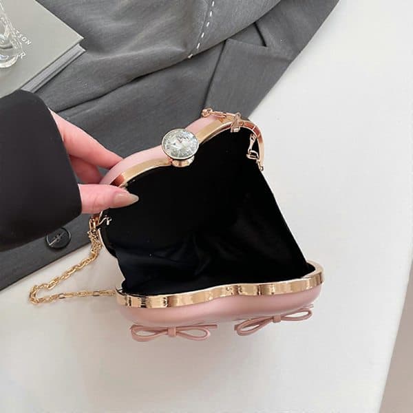 Exquisite Heart-shaped Evening Bag PU Handbag Bow Shoulder Bag Suitable for All Occasions Ample Space PP P P