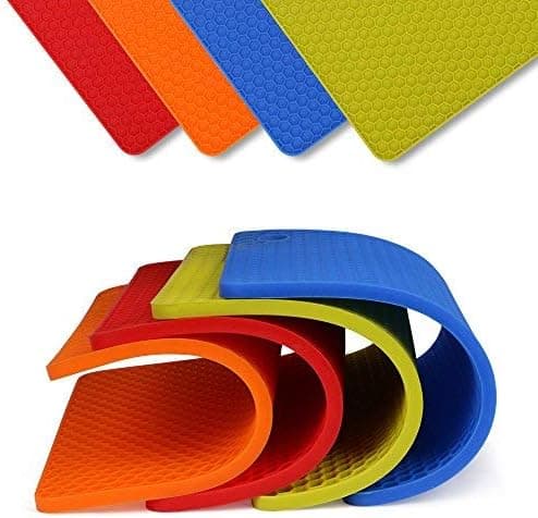 Silicone Table Mat, 4 Pcs Silicone Non-Slip Pad, 18cm Honeycomb Kitchen Table Mat, Multifunctional Heat Trivets, Spoon Rest