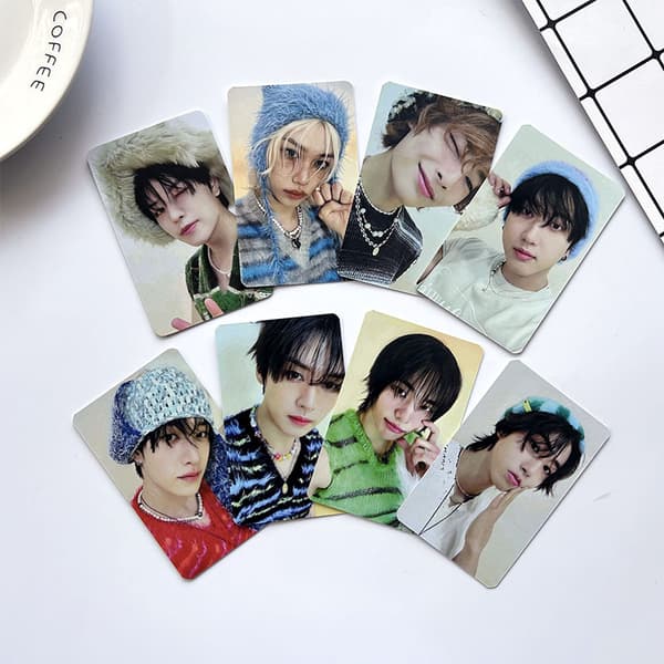 Stray Kids 《ATE》-albumikortit, bonuskortit, postikortti