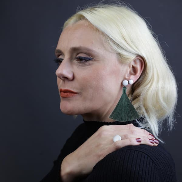 20 stk. dybgrønne kvastøreringe, tilbehørssæt, is-silke vedhæng