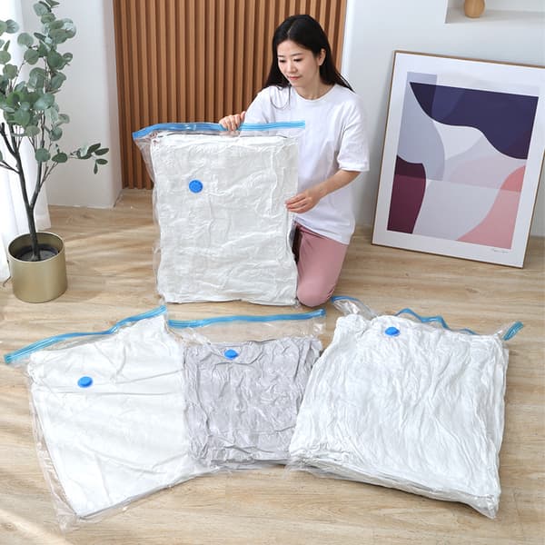 Vacuum Compression Bags with Zipper, Sealing Valve and Hand Pump (Large 5-pack Transparent Blue Edge)