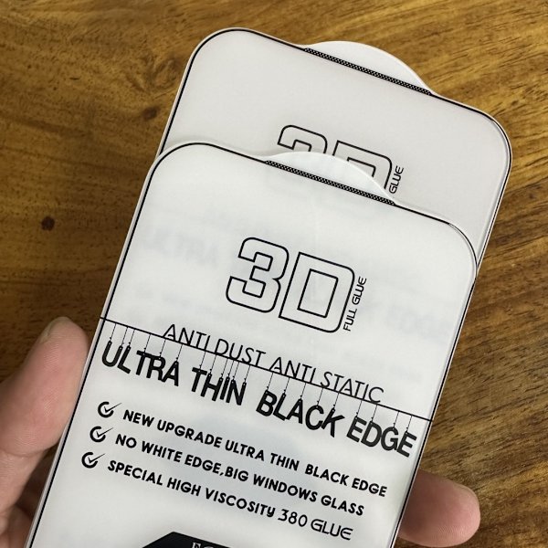 3D Electroplated Tempered Glass Screen Protector Compatible with iPhone 17 Pro Max