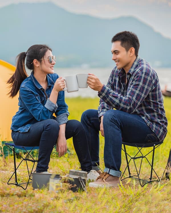 Portable Camping Stool, Foldable Stool for 90 kg, Compact, Lightweight and Foldable, Seating for Picnic, Fishing, Hiking, Black
