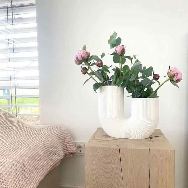 Keramikvas för blommor U-formad vas minimalistisk modern vardagsrum ribbad unik estetisk heminredning boho