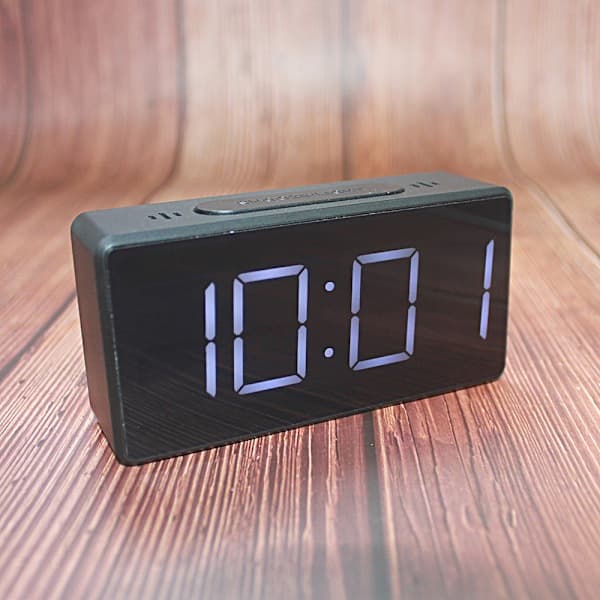 (Black) Electric Desk Clock with Large Digits, USB Port, Battery Backup Alarm, Daylight Saving Time, 12/24H, Decor