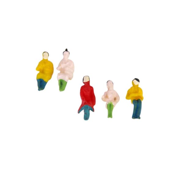 300x Malede Modeltog Siddende Mennesker Passagerfigurer 1:100 TT Skala