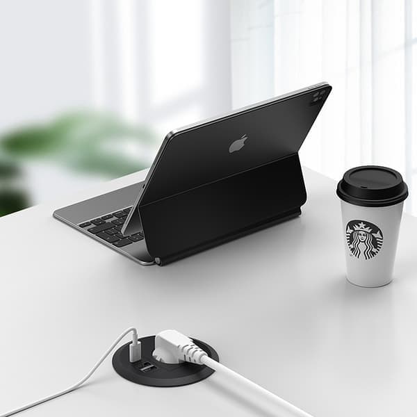 Built-in power outlet with USB C PD20W and 2 USB ports 1.7 meter power cable black desk socket suitable for an 80 mm table hole for easy charging
