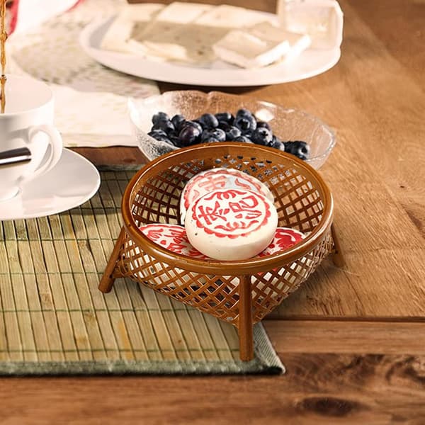 Handwoven Bamboo Fruit Basket, 14cm Round Multifunctional Breakfast & Storage Tray for Kitchen, Cafe, Restaurant Decor