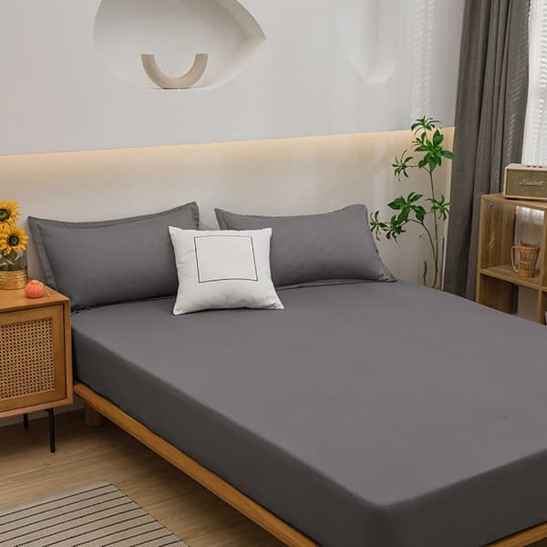 Fitted sheet. Comfortable and skin-friendly single bed cap
