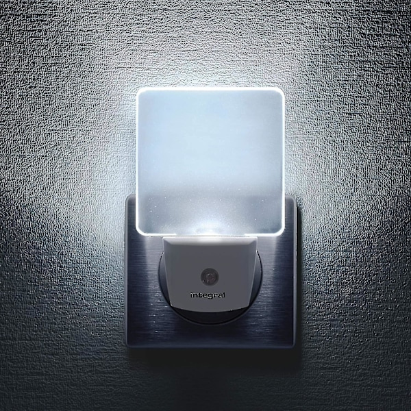 Integrated LED Night Light, 2-Pack, with Automatic Sensor, Day/Night, Wall Socket, Matte White