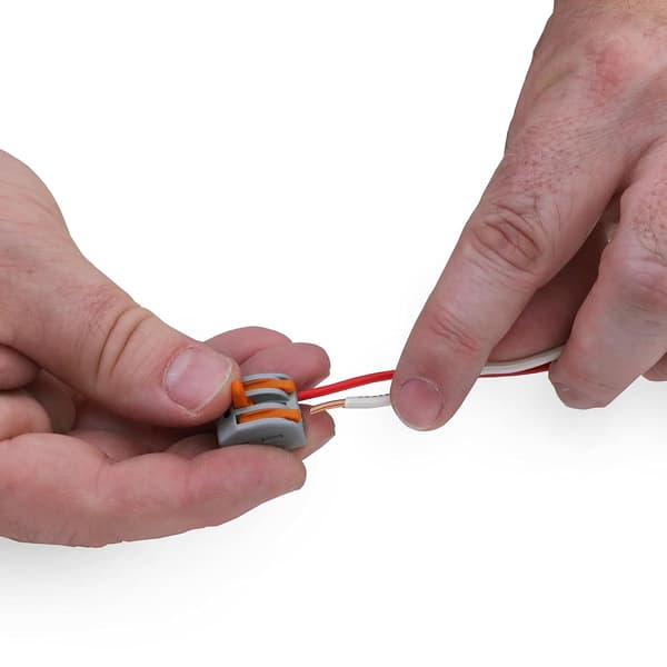 222-413 Kopplingsplint för 3 ledare med spakar 4 mm Max Förpackning med 50 Grå