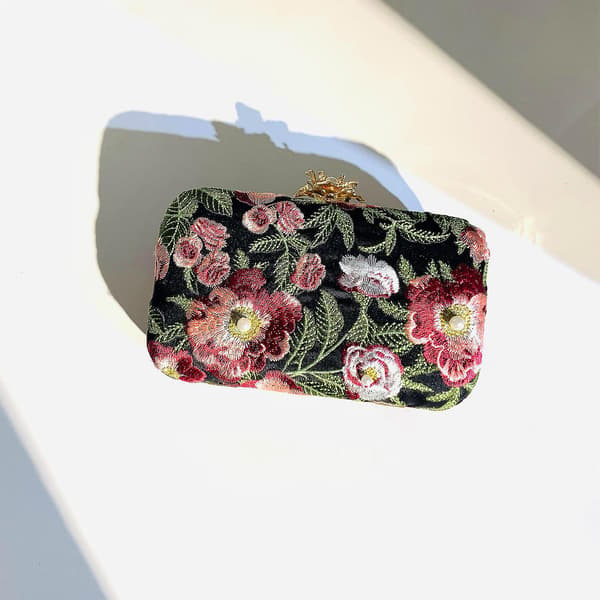 Vacker Handväska Clutch Präglad Broderi Aftonväska För Bröllop