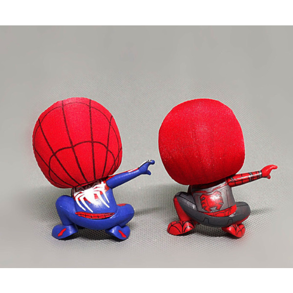 Spider-Man-sarjakuva- ja animenukke-ornamenttikakun koristelunukke (4 kpl kahden värin pakkaus, kaksi kumpaakin)