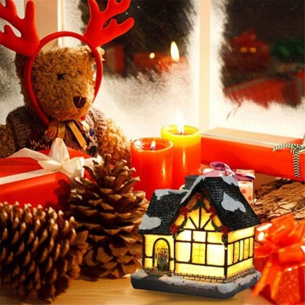 Utsøkt Luminous Resin Cottage Julehus, Snow Village Houses Christmas Resin Miniature House Utsøkt Mini Res