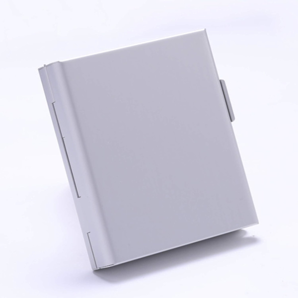 2 st case i plast/cigaretholdere for 20 cigaretter Ho