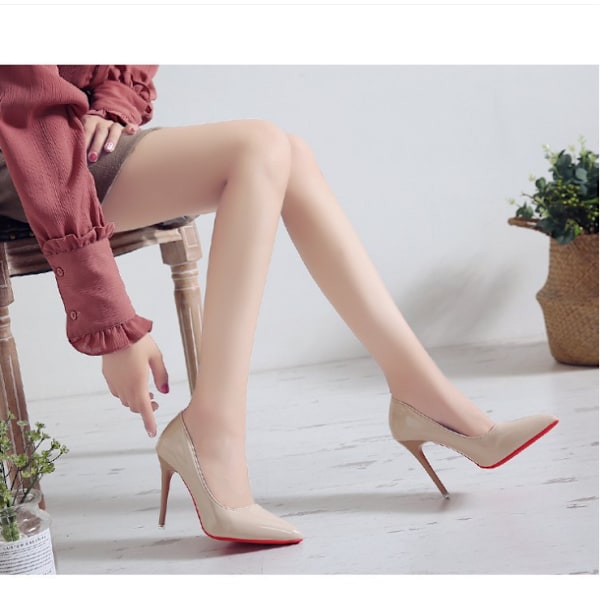 Røde såler høye hæler stiletthæler kvinners eksklusive temperament enkle sko stor størrelse spiss tå Apricot 43
