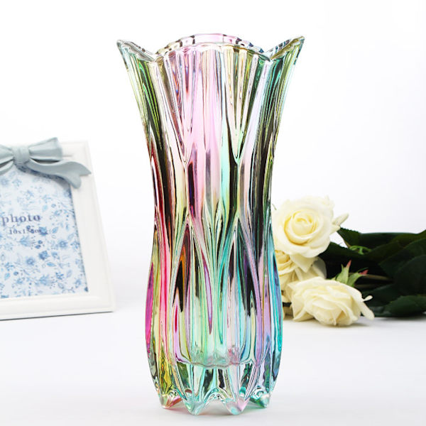 Vase i farvet krystalglas