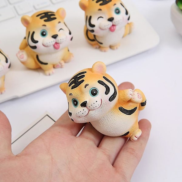 3 kpl Sarjakuva Tiger Animal Shape Funny Expression Doll Keltainen