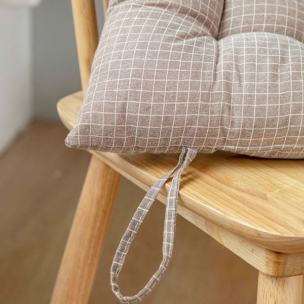 Sittdyna för kontorssittande studentpall, halkfri stolsdyna för hem, golvventilerande matstolsdyna (ljusbrun liten storlek 38*38 (±2cm)),