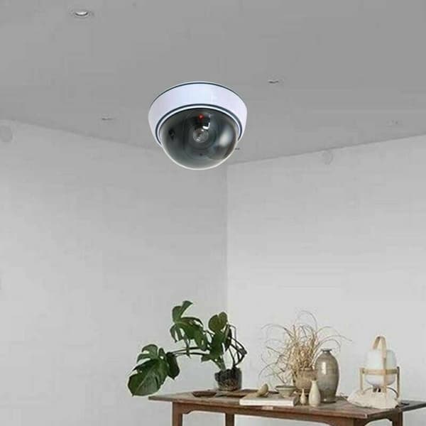 Set med 2 professionella dummy-kupolkameror med blixt, lins och blinkande LED (vit).