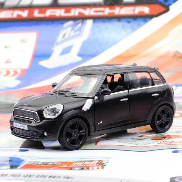 Barnleksaker Mattsvart Färg Serie Mustang Chevrolet SUV Diecasts Leksaksfordon Utsøkt modell RMZ city 1/36 Alloy Car MINI COOPER