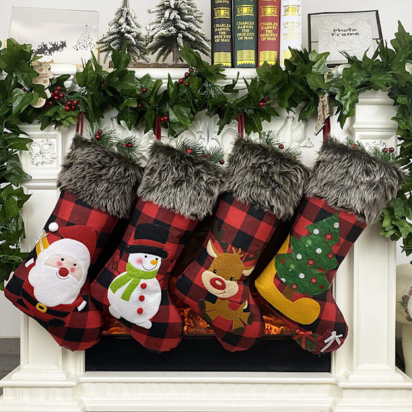 Julstrumpor presentpåse Juldekorationer Julstrumpor Julhängspresentpåse (4 stycken gubbe + snögubbe + älg + julgran)