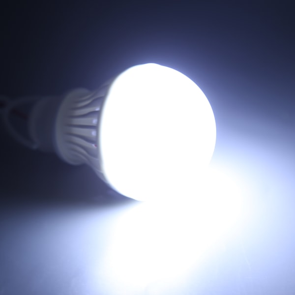 12V 5W LED-retkeilylyhty koukulla - Muovinen ulkokäyttöön tarkoitettu hätävalo retkeilyyn ja kalastukseen