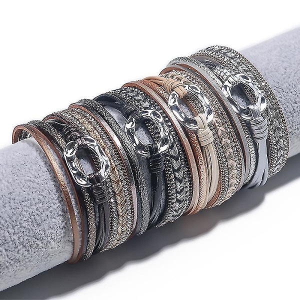 Håndflettet kontrastlagsarmbånd med magnetlås silver