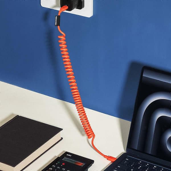 USB-C–USB-C-kaapeli 60W kierretty 2,4m POP-sarja pikalataus Red
