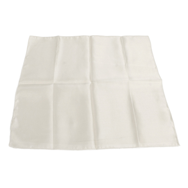 HT 24 stk firkantede satengservietter 17x17 tommer myke og blanke servietter til bryllup, fester og seremonier i hvit farge. White