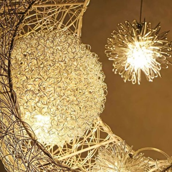 LED-riippuvalaisin, kattovalaisin Fairy Lamp Moon ja Stars makuuhuoneen kattokruunu Upea lahja lapsiystävälle (lämmin valkoinen)
