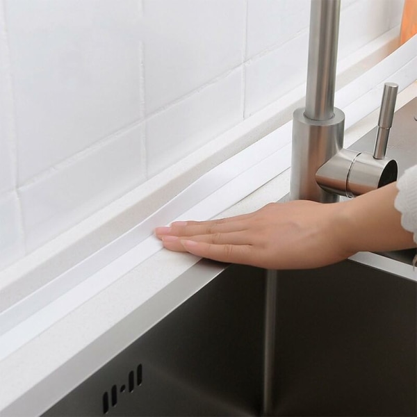 Leveä valkoinen 3,2 m * 3,8 cm vedenpitävä ja homeenkestävä teippi keittiön sauman tiivistysteippi kylpyhuoneen valkoinen silikonitiivistenauha maalarinteippi,