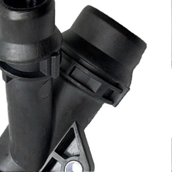 11537560130 2-delad kylslanganslutning passar för BMW E81 E87 E88 E46 E90 X1 X3 116I Black