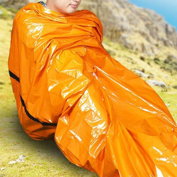 PE Udendørs Nødtermisk Vandtæt Sovepose Camping Overlevelse e Opbevaringstaske (1 sæt)[ht]