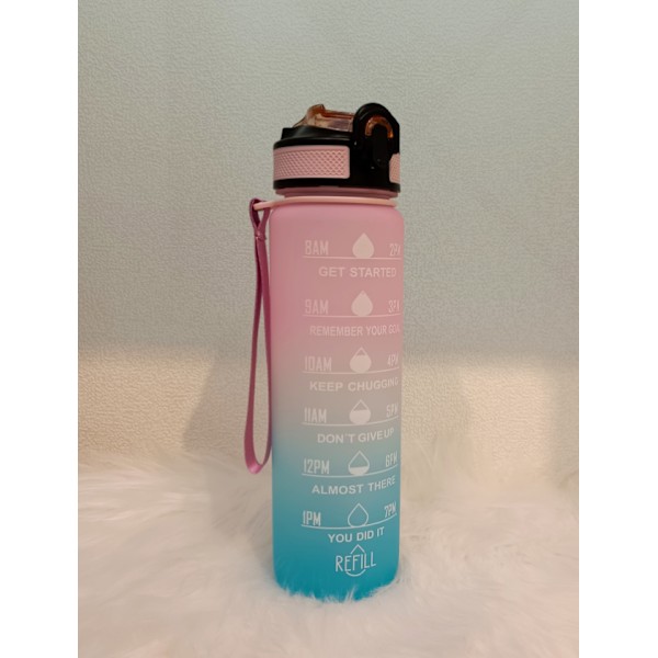 Producent Popular Color Gradient Plastic Cup 1000ml Space Cup Bounce Cover Frosted Straw Cup Tidsskala Cup (Gradient Pulver bliver blå)