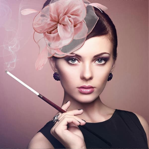 Fascinator bryllupshatte til kvinder, elegant blomsterfjer hårfascinator pandebånd med clips, cocktailhat bryllup teselskab hovedbeklædning damer