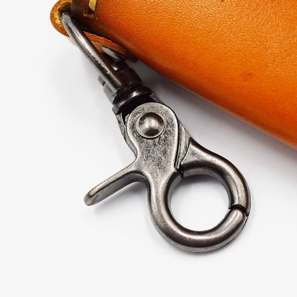 Nyckelskal i ko-läder, Nyckelhållare i ko-läder Unisex Nyckelskal Myntplånbok Bärbar Bilnyckelskal med 6 krokclips för män
