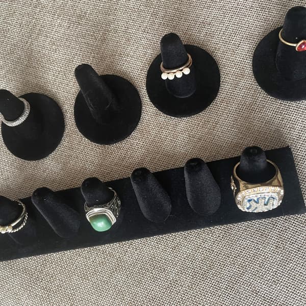 1 stk. Sort Velour 6 Finger Ring Display Stand Organizer Stand