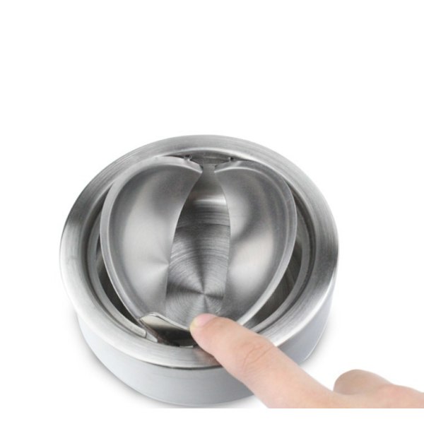 Set med 2 vindtäta askkoppar 12 x 5,5 cm