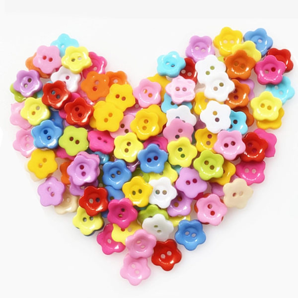 Farverige knapper, 400 stk. blomsterformede knapper, 13,5 mm 2-huls assorterede syknapper til alle håndværk