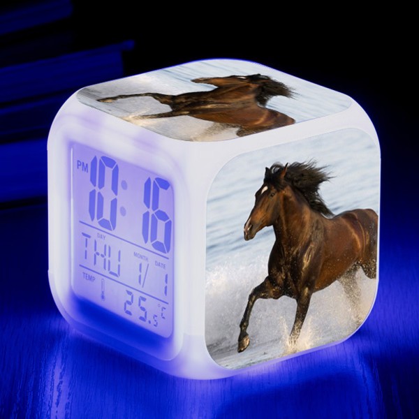 Djurvärld Hästar digital väckarklocka（B）, färgglada ljuslarm