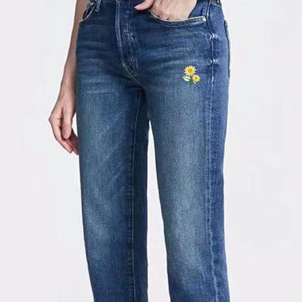 15 stk. Mini Blomster Stryge-på-lapper, 13 Mønstre Dekorative Brodererede Lapper, Sy-på/Stryge-på Lap Applikation til Jeans,