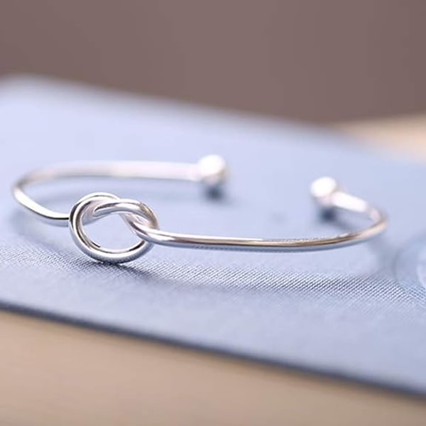 1 Love Knot Armband Armband i Silver - Tillbehör för kvinnor och Y