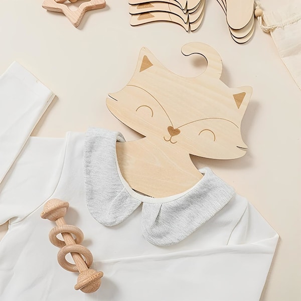 Baby Klädhängare, 10-pack Baby Klädhängare, Storleksavdelare för Babykläder, Garderobsavdelare, Trä, Lämplig för Nyfödda och Småbarnskläder, Barn